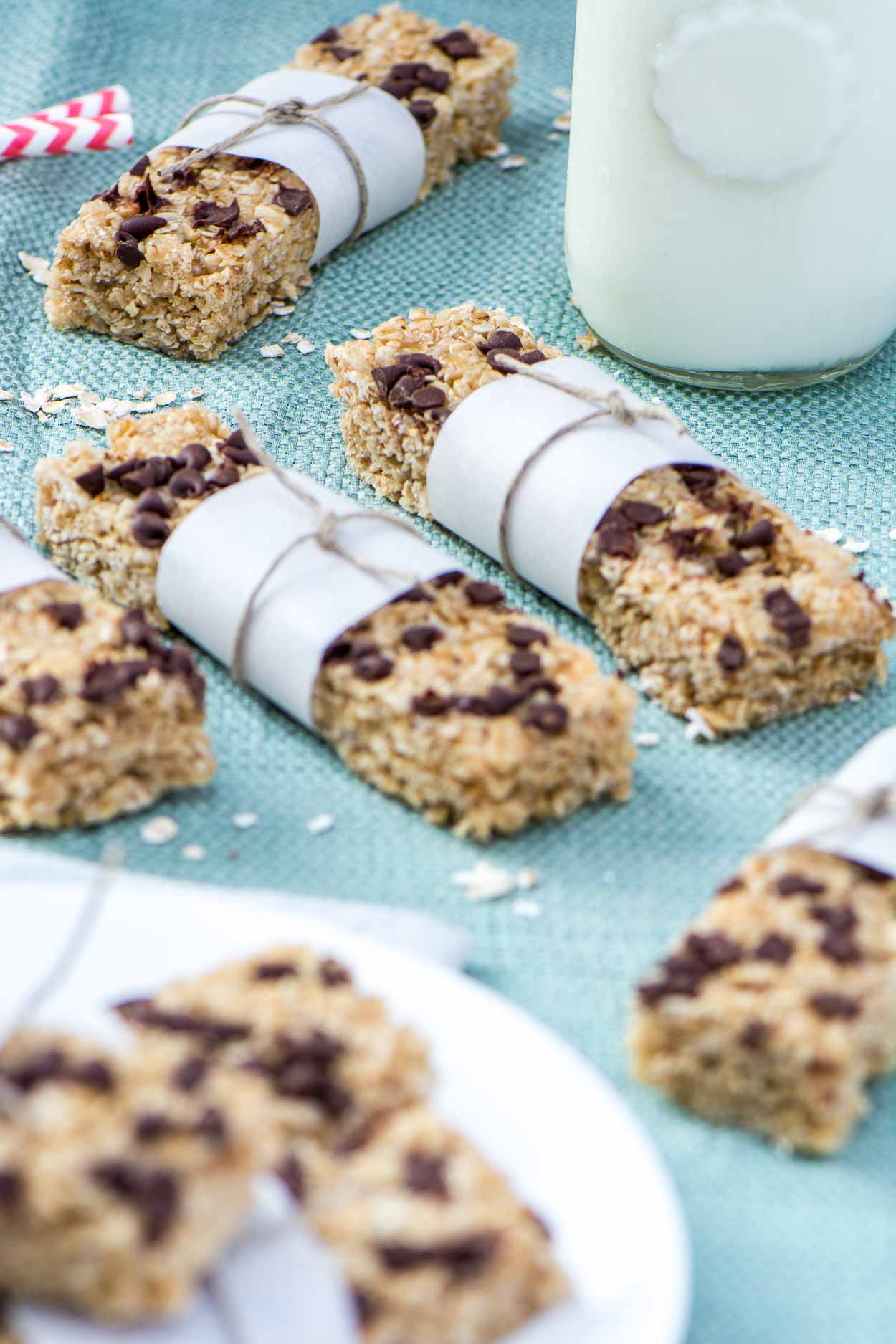 Chewy Chocolate Chip Granola Bars