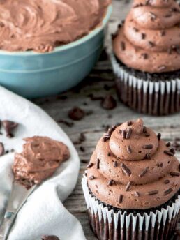 Classic Chocolate cupcakes that have a tender, moist crumb and a smooth and creamy chocolate frosting | Simple Revisions